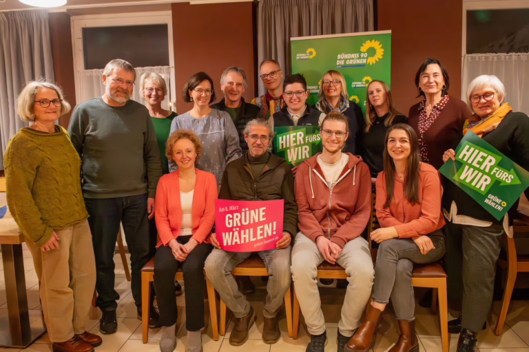🟢 Aufstellungsversammlung der Grünen in Wörth – mit starkem Team in die Kommunalwahl
