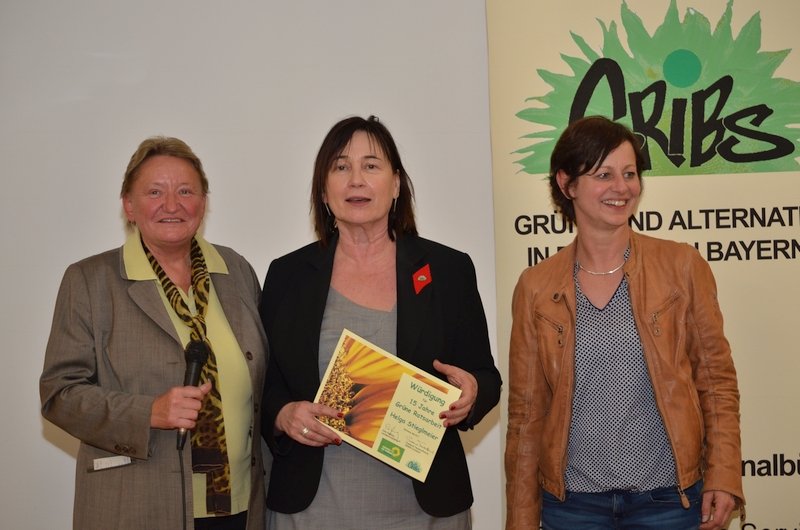 Ehrung von Helga Stieglmeier für 15 Jahre ehrenamtliches Engagement als Gemeinde-, Stadt- und Kreisrätin