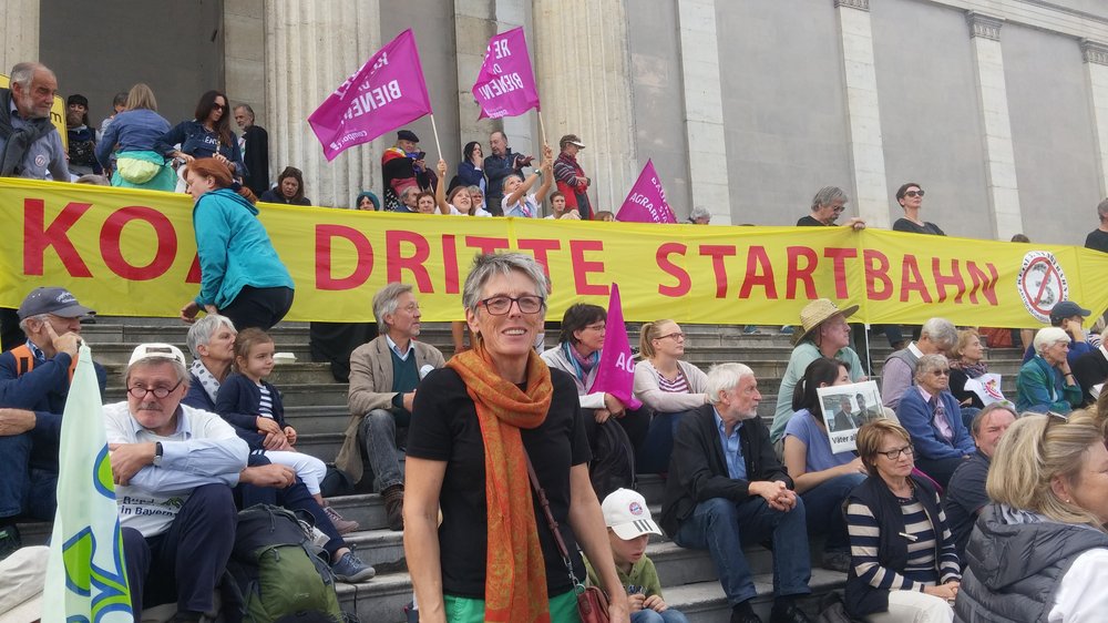 Ulli hat's satt! Demonstration "für ein gutes Leben in Bayern und der Welt"