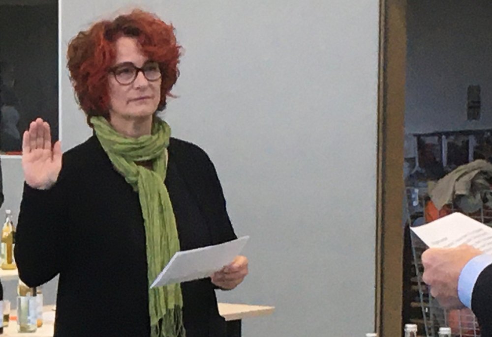 Gemeinderat Pastetten wählt erste grüne Bürgermeisterin im Landkreis